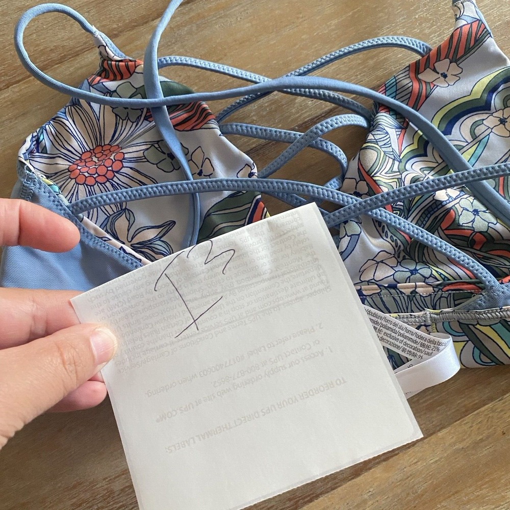 Victoria Sport Blue Tropical Floral Strappy Lattice Front Sports Bra Small - Picture 7 of 7